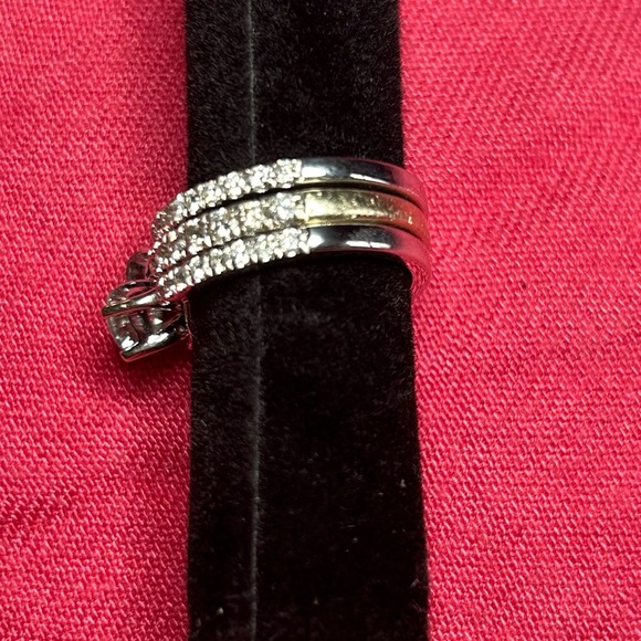 14k White Gold Engagement, Wedding, Anniversary Band Ring Set - Picture 2 of 8